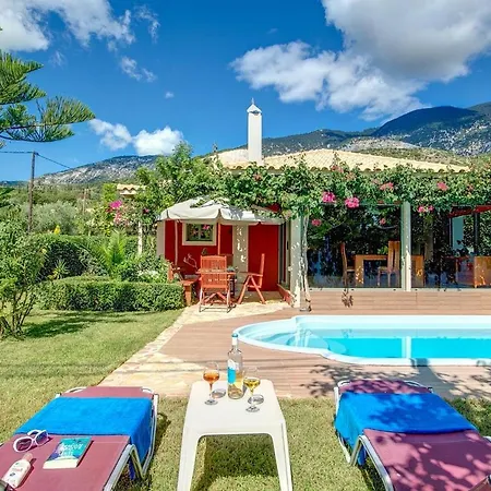 Trapezaki Secret Garden Villa *