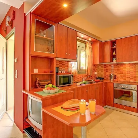 Trapezaki Secret Garden Vila