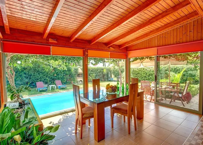 Trapezaki Secret Garden